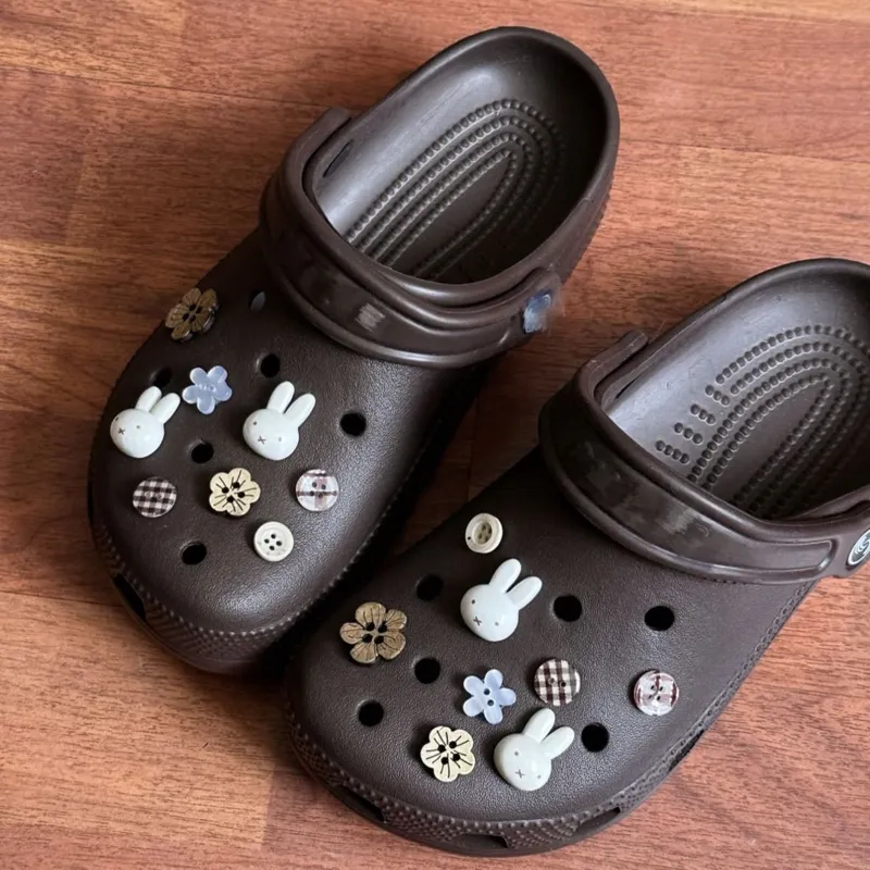 Croc Style Clog - Enfeites de Sapato de Coelho e