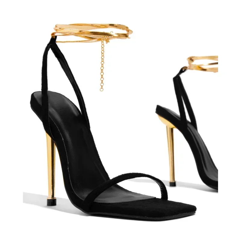 Metallic Heel Sandal - Sandálias de Salto Alto Douradas com